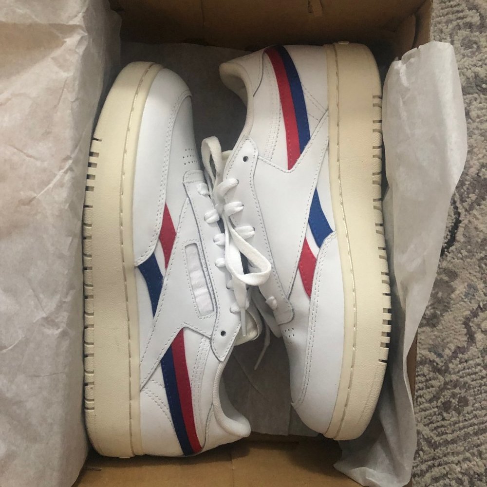 Reebok Sneakers